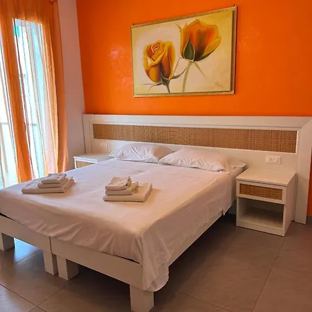 فندق مبيت وإفطار La Bussola غالّيبولي